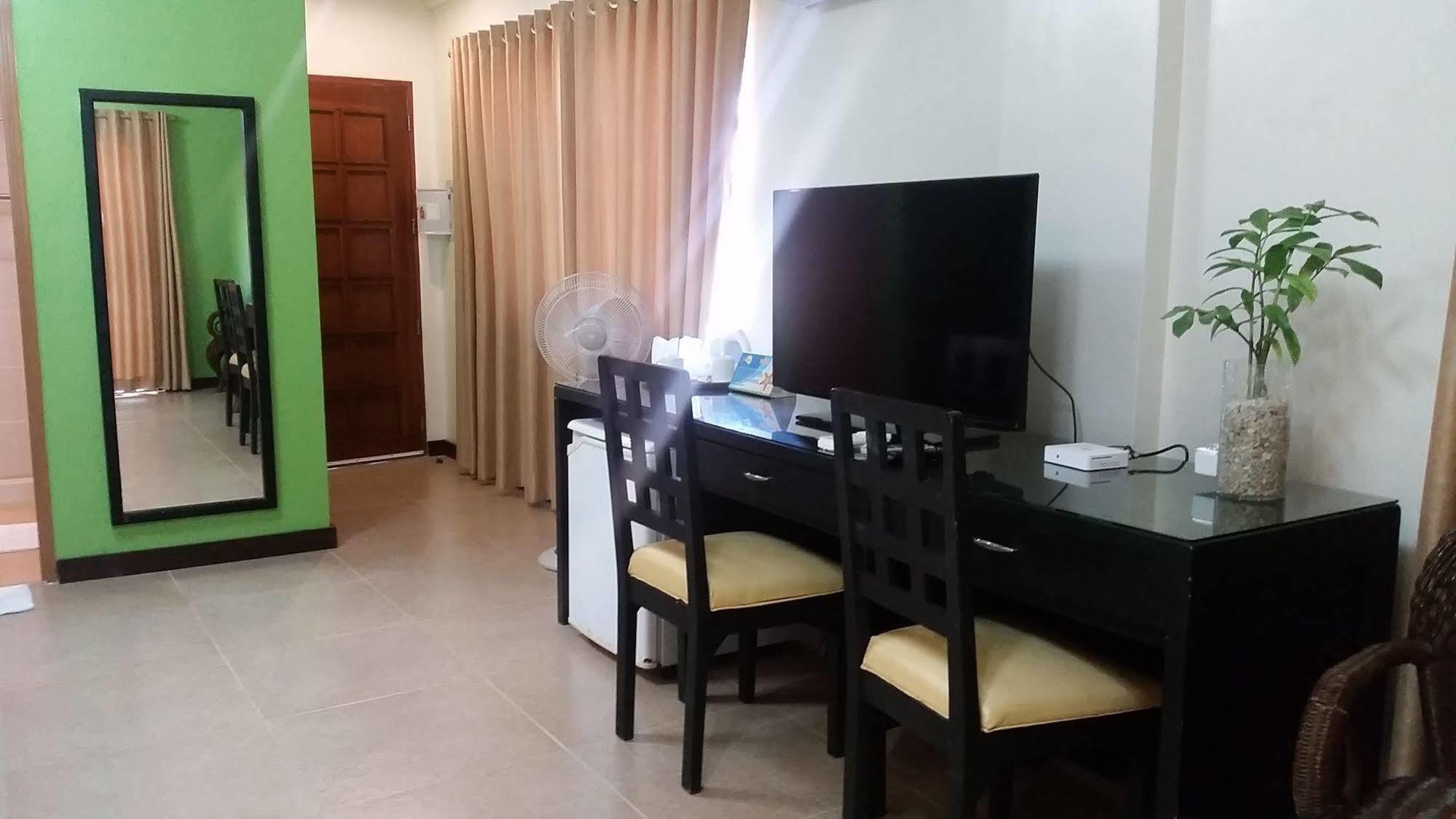 Hotel Residencia Boracay à Balabag  Extérieur photo